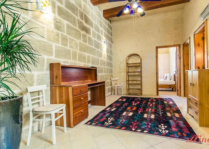 Grand Gozo Farmhouse With Games Room & Pool