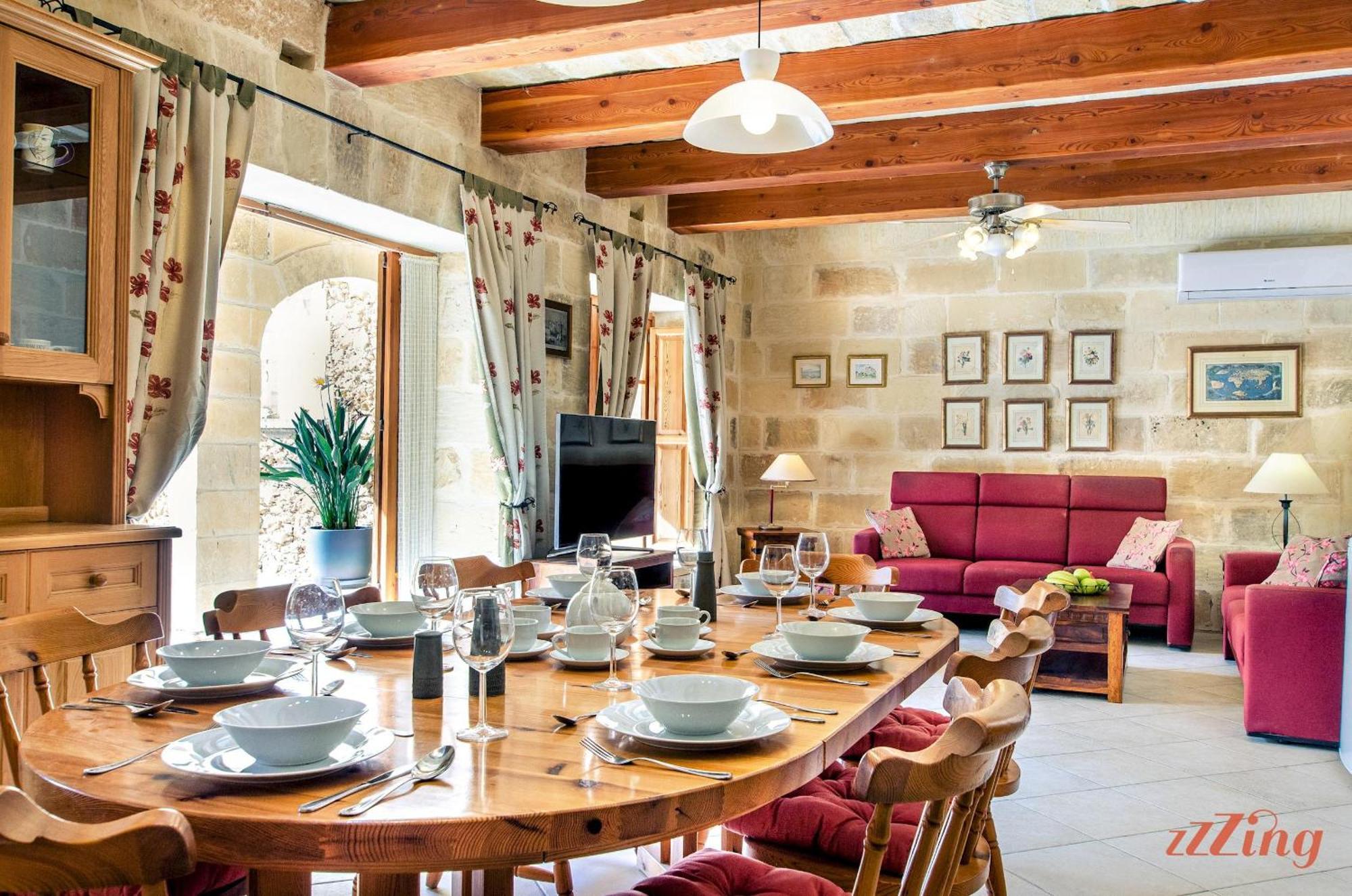 Grand Gozo With Games & Pool